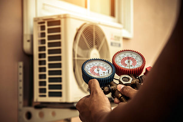 Professional Hvac technician working in Tracys Landing, MD